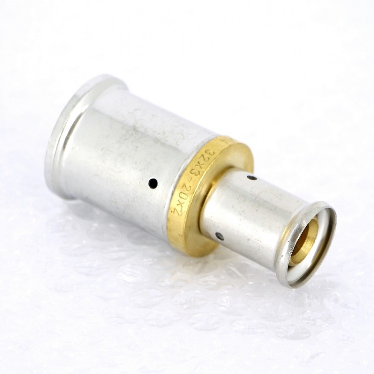 Прессовая муфта Henco 32х20 мм редукционная латунная для металлопластиковой трубы