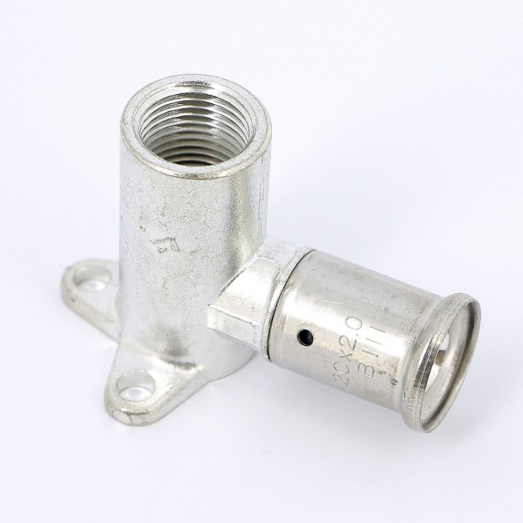 Прессовый угольник Henco 90° с креплением с внутренней резьбой (водорозетка) 20х1/2" латунный для металлопластиковой трубы
